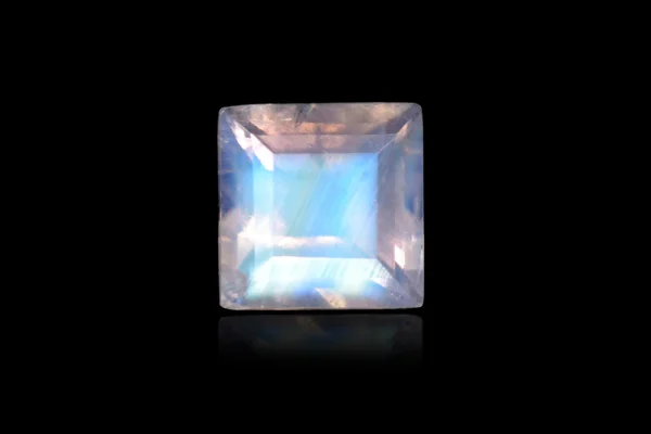 What are the Different Types and Colors of Moonstone moonstones for sale