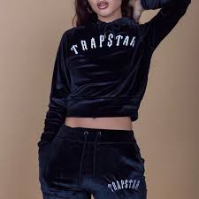 Urban Armor: Trapstar Hoodies That Make a Statement