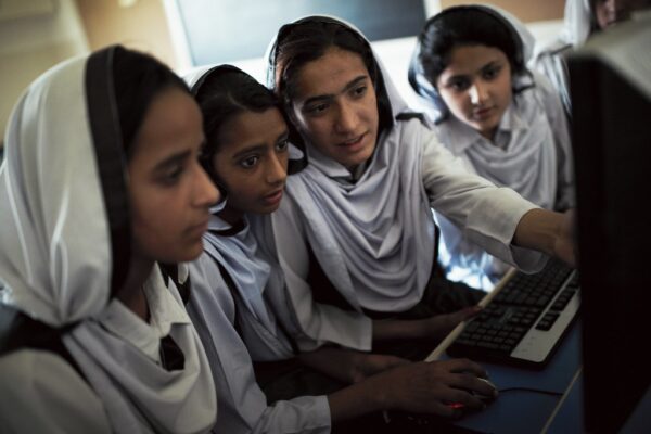 5 Education 5.0 Technologies Changing How Pakistani Students Learn 5 Education 5.0 Technologies Changing How Pakistani Students Learn