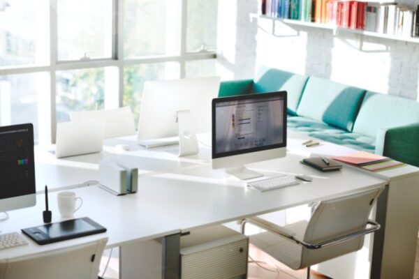 Modern Office Workstations for a Stylish and Efficient Workspace office workstations