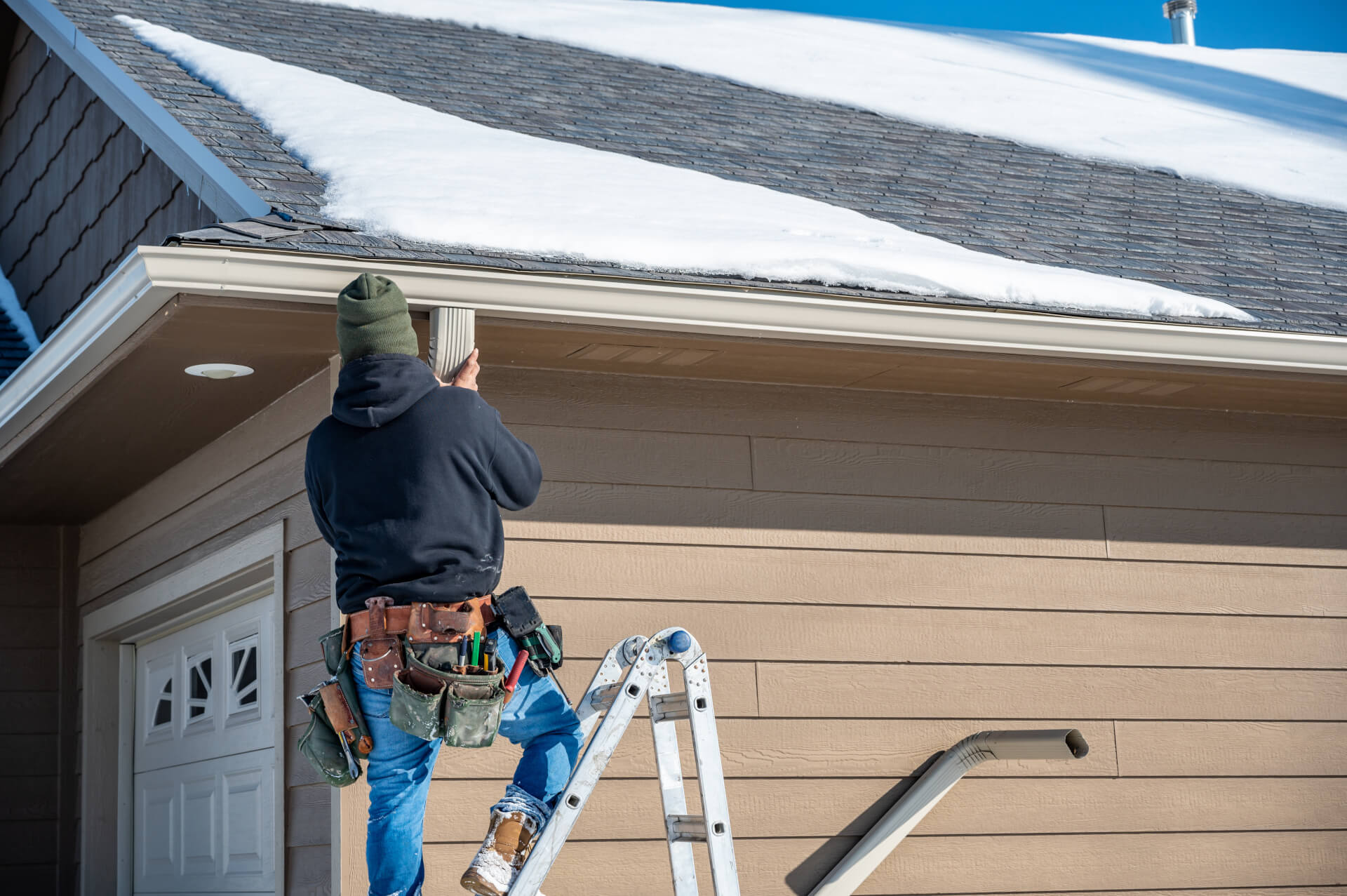 commercial seamless gutters
