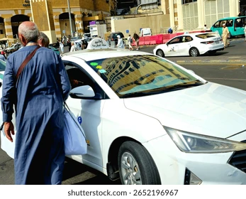 right Umrah taxi services