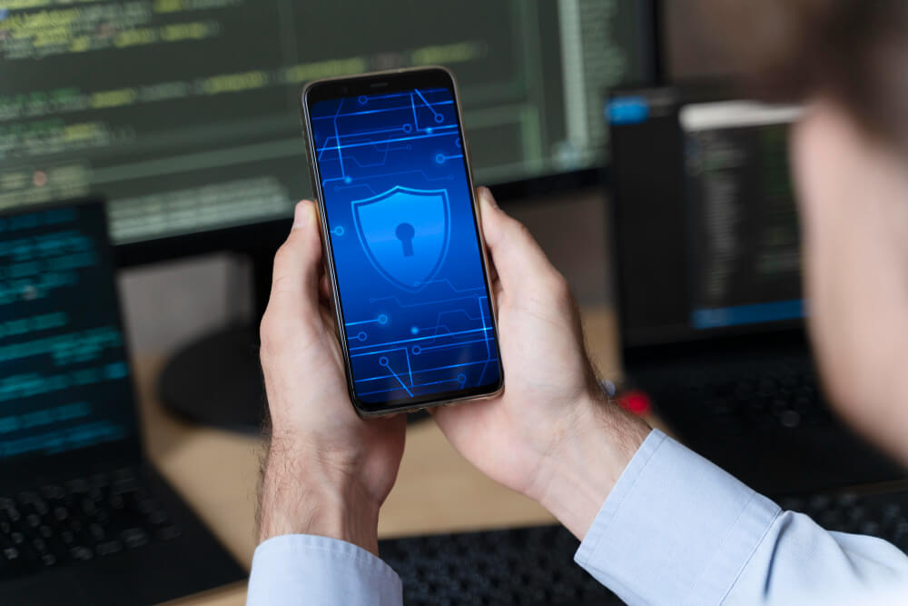 content://com.avast.android.mobilesecurity/temporaryNotifications