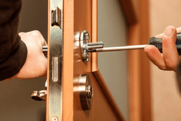Why a Door Lock Change is Essential for Your Safety in Dubai Door lock change